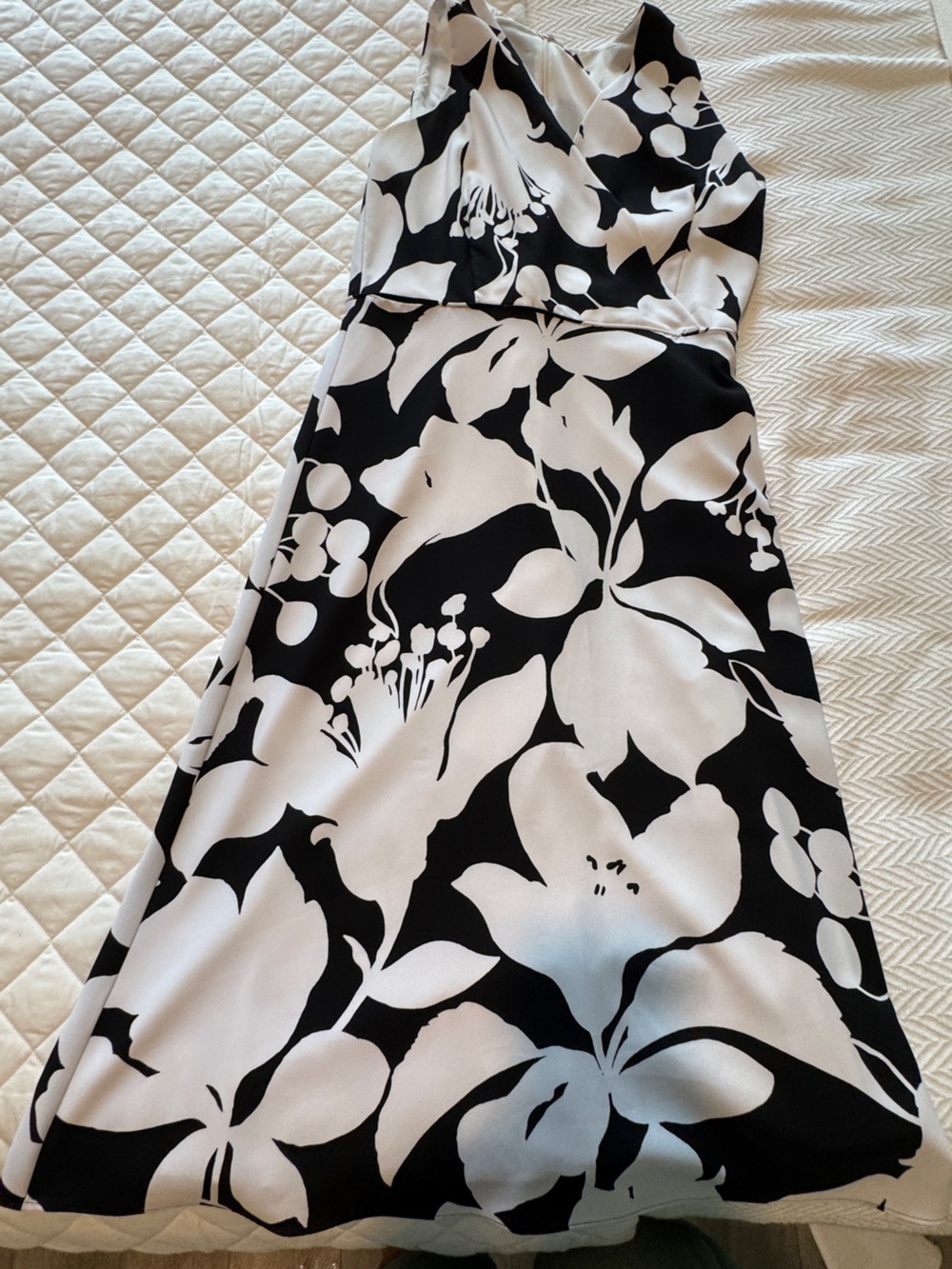 Ann Taylor Black and White Floral dress
